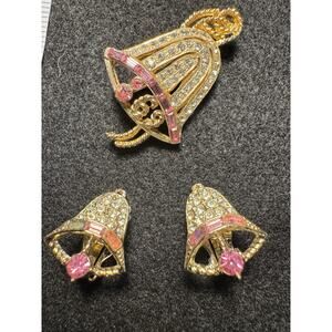 Rhinestone Pink And Clear Bell Brooch And Clip On Earring Set Vintage “69”